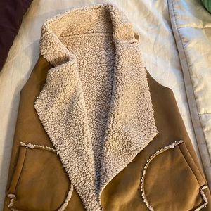 Sherpa vest